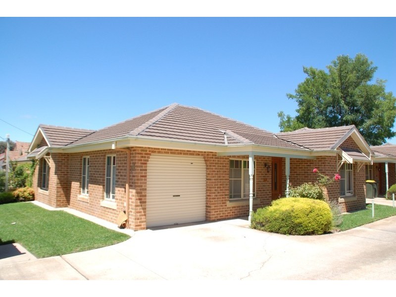 1/188 Lambert Street, Bathurst NSW 2795