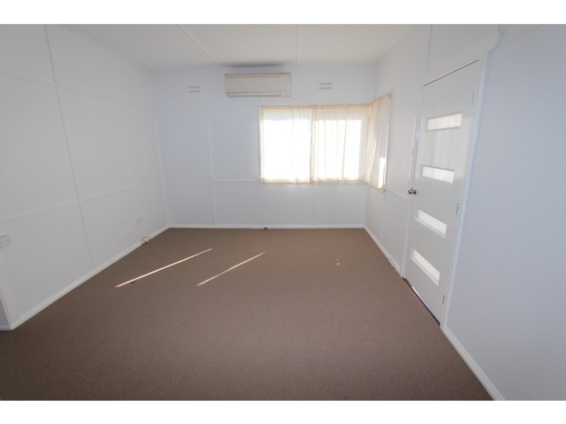 12 Pacific Way, West Bathurst NSW 2795