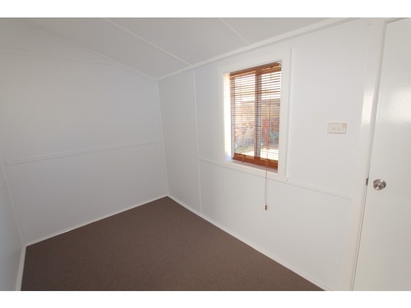 12 Pacific Way, West Bathurst NSW 2795