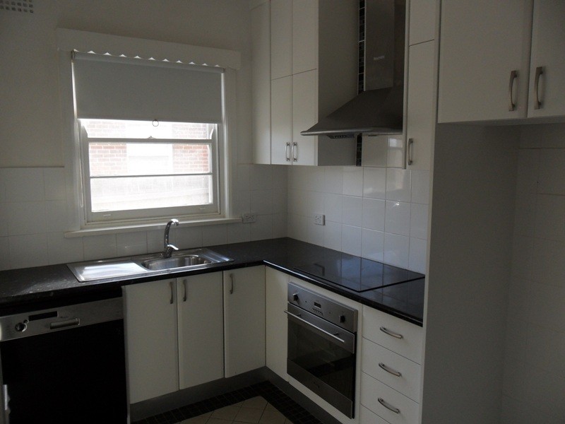 126 Mitre Street, Bathurst NSW 2795