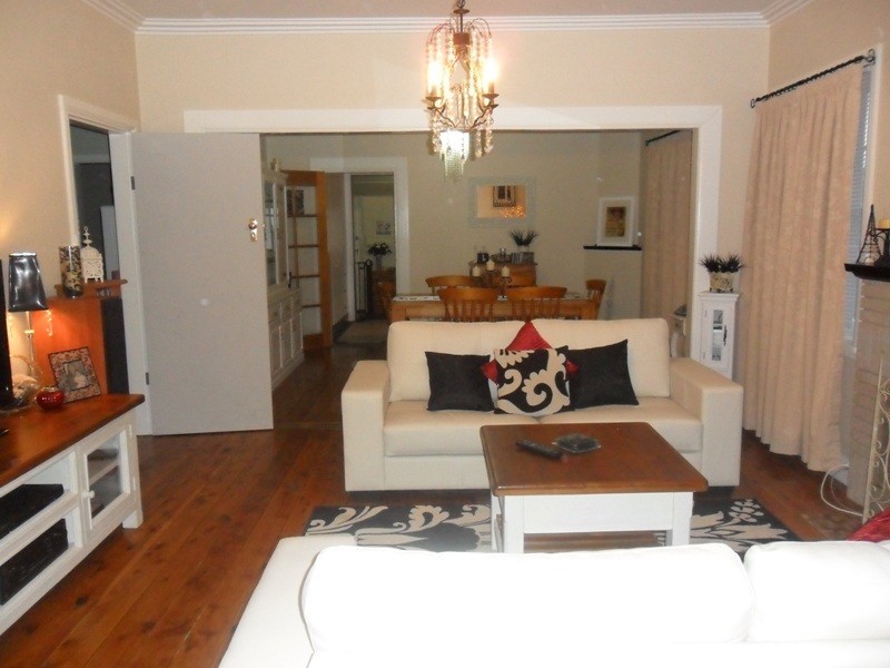 126 Mitre Street, Bathurst NSW 2795