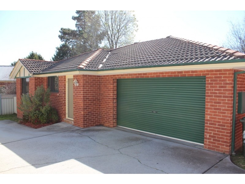 28a Gilmour Street, Bathurst NSW 2795