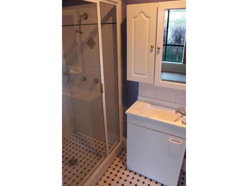 28a Gilmour Street, Bathurst NSW 2795