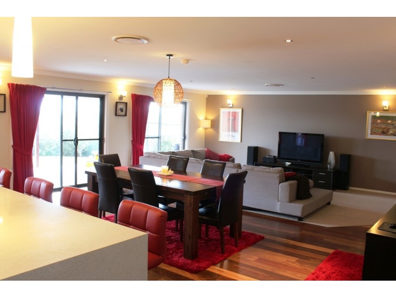 56 Ilumba Way, Kelso NSW 2795