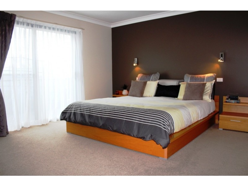 56 Ilumba Way, Kelso NSW 2795