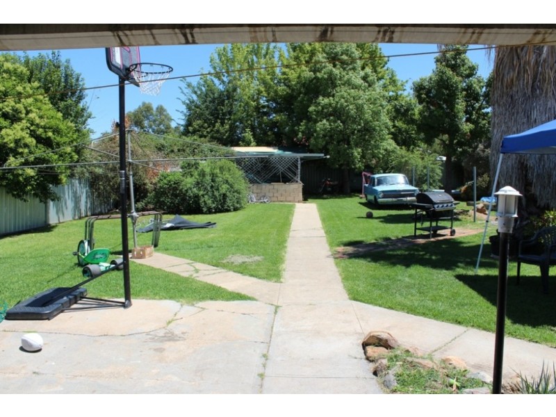 16 Cross Street, Bathurst NSW 2795