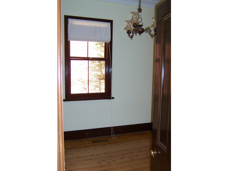 62 Mitre Street, Bathurst NSW 2795