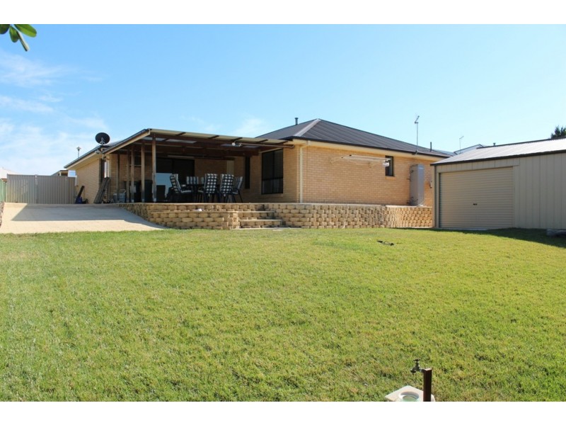 47 Halfpenny Drive, Bathurst NSW 2795