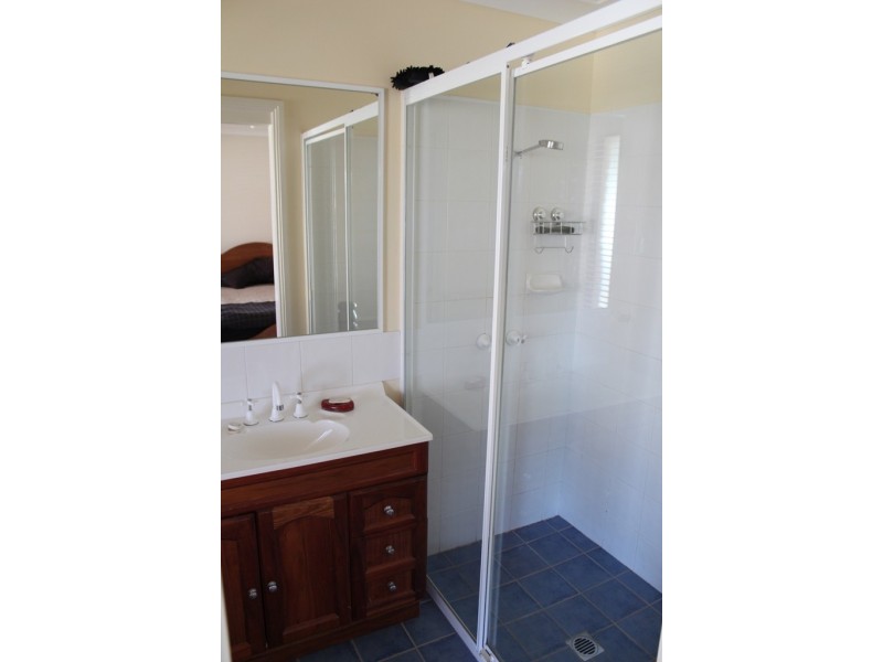 47 Halfpenny Drive, Bathurst NSW 2795