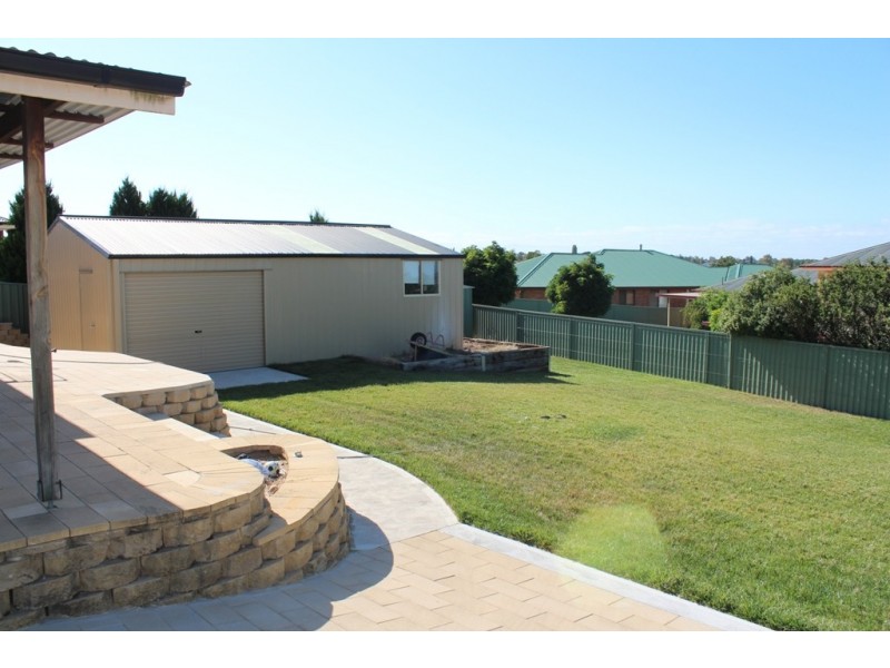 47 Halfpenny Drive, Bathurst NSW 2795