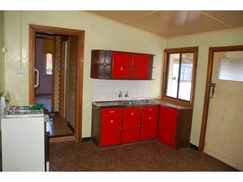 46 Bant Street, Bathurst NSW 2795