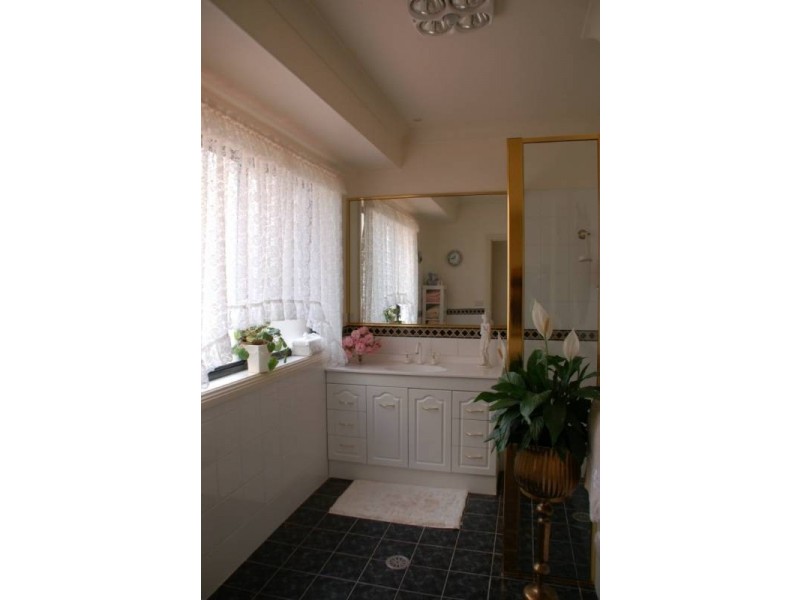 1 Kerr Place, Bathurst NSW 2795