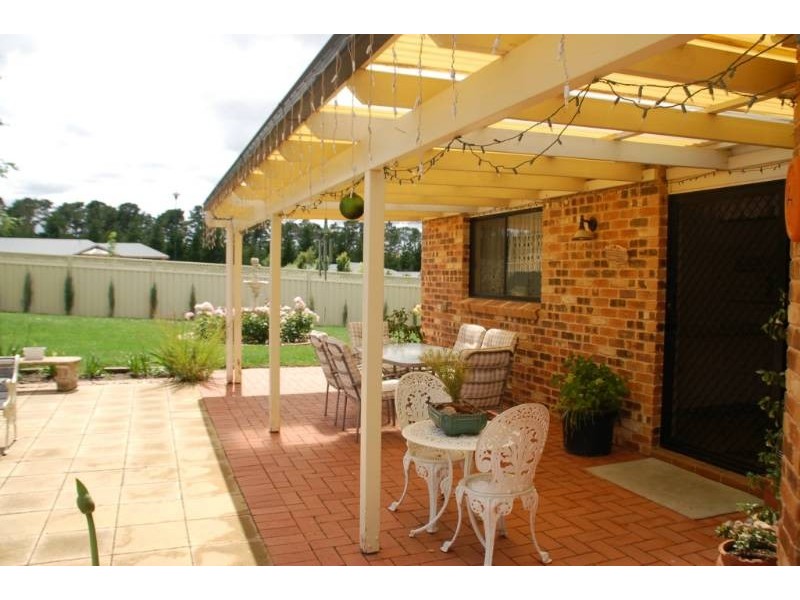 1 Kerr Place, Bathurst NSW 2795