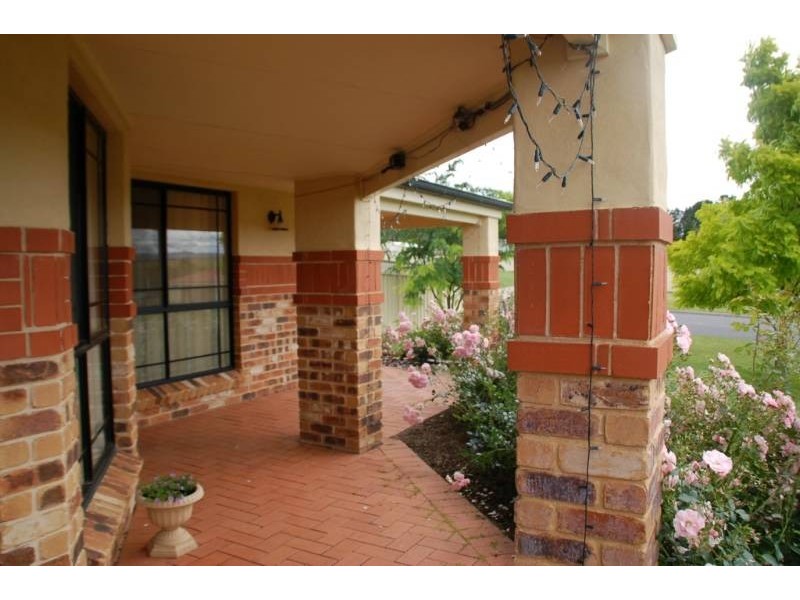 1 Kerr Place, Bathurst NSW 2795