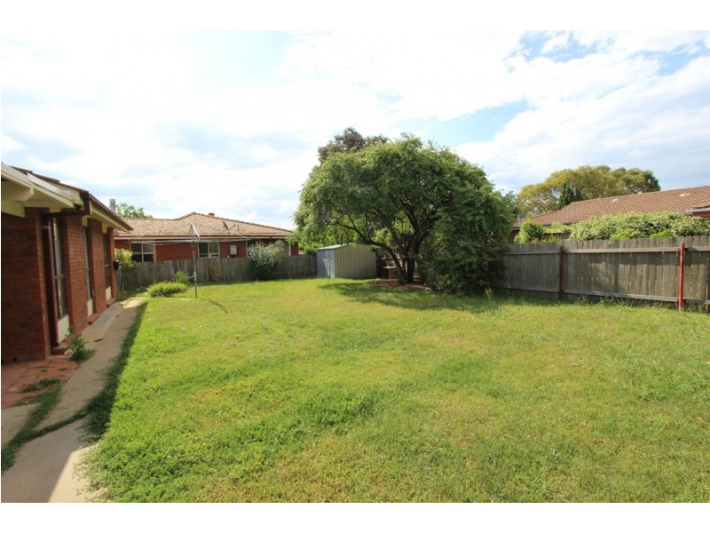 5 Bassett Drive, West Bathurst NSW 2795
