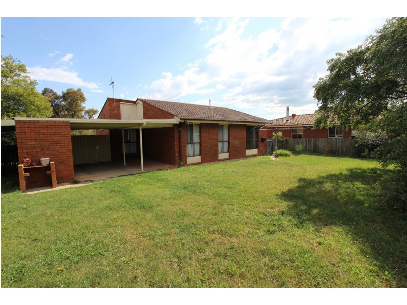 5 Bassett Drive, West Bathurst NSW 2795