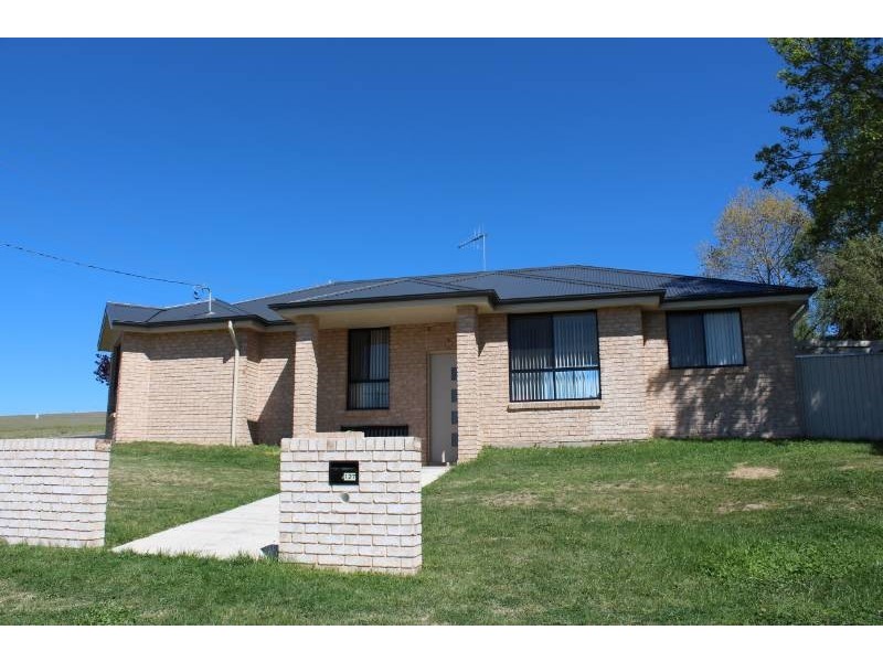 127 Bant Street, Bathurst NSW 2795
