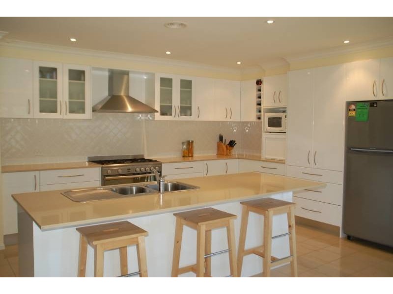 26 Carlyle Ave, Bathurst NSW 2795