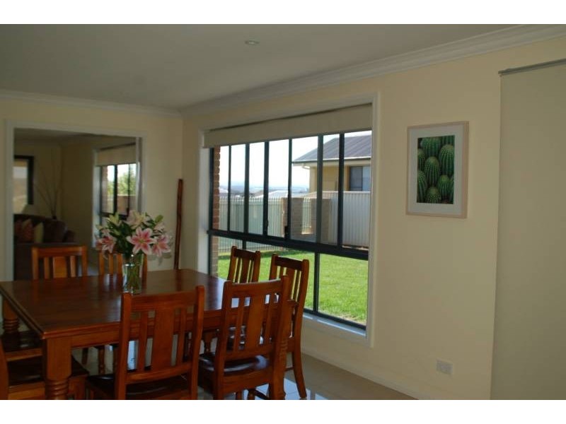 26 Carlyle Ave, Bathurst NSW 2795