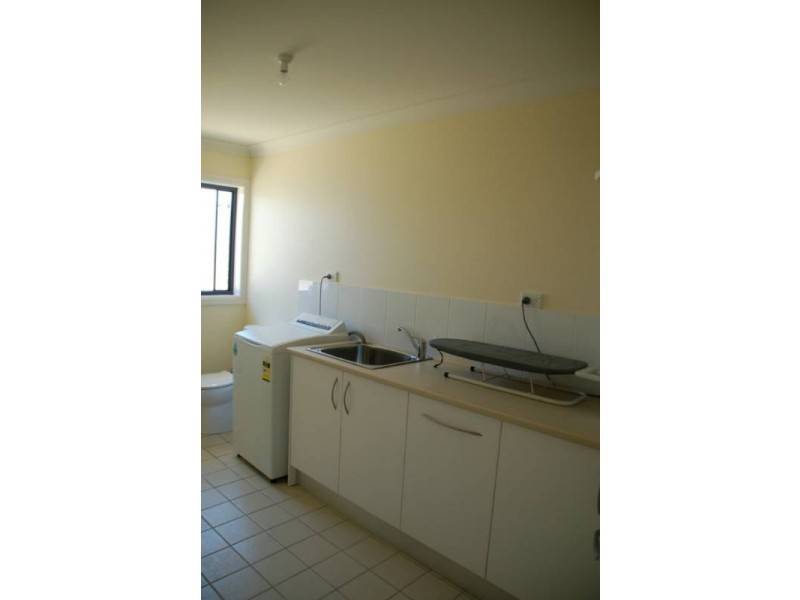 26 Carlyle Ave, Bathurst NSW 2795