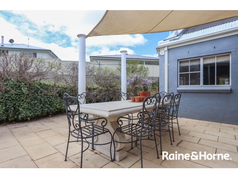 12 Graham Drive, Kelso NSW 2795
