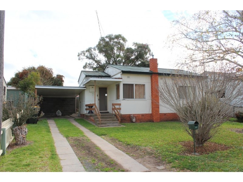 11 Owen Way, West Bathurst NSW 2795