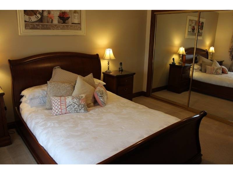 5 Finley Close, Bathurst NSW 2795