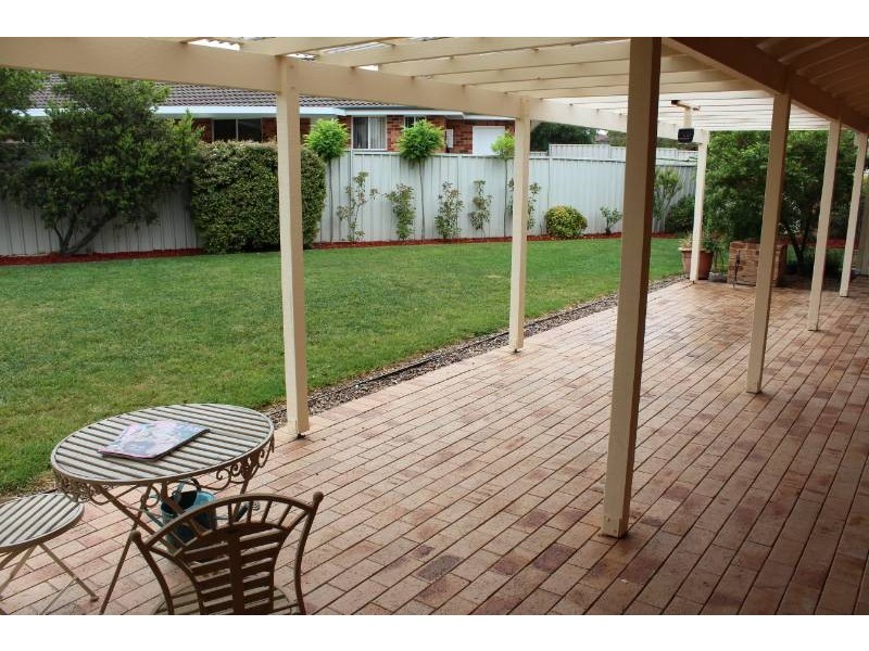 5 Finley Close, Bathurst NSW 2795