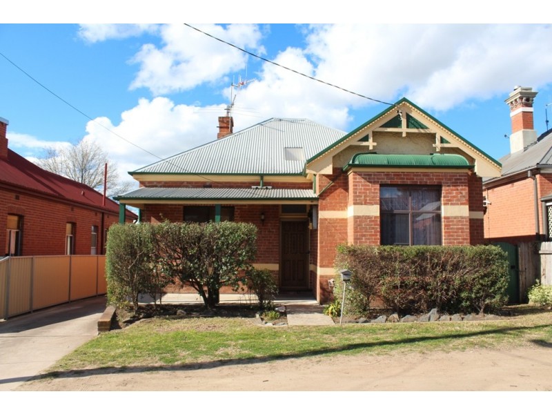 159 Durham Street, Bathurst NSW 2795