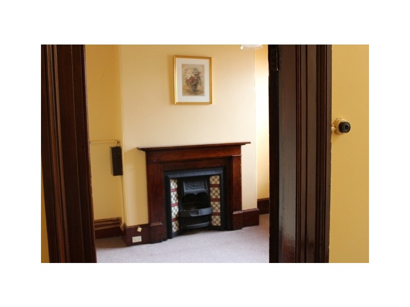 62 Bentinck Street, Bathurst NSW 2795