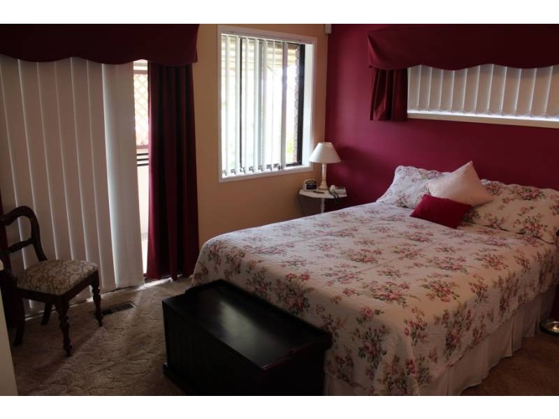 19 Dunrossil Crescent, Bathurst NSW 2795