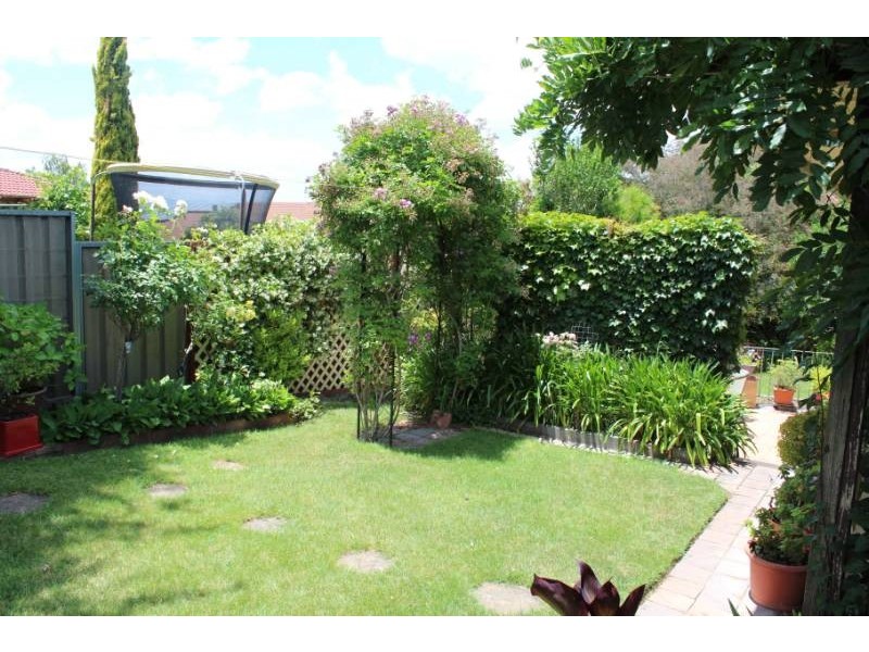 19 Dunrossil Crescent, Bathurst NSW 2795
