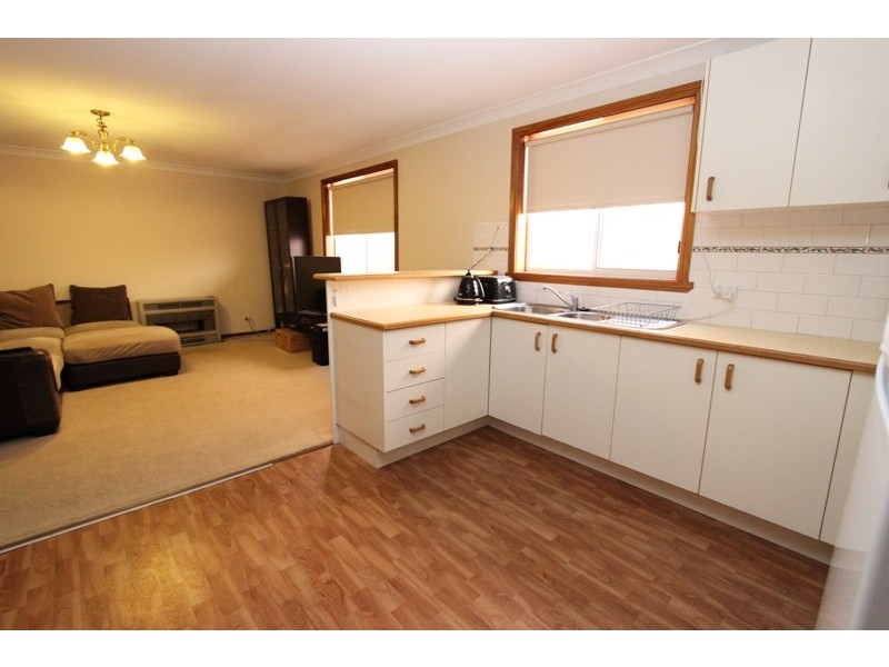 3/6A Prince Edward Street, Bathurst NSW 2795