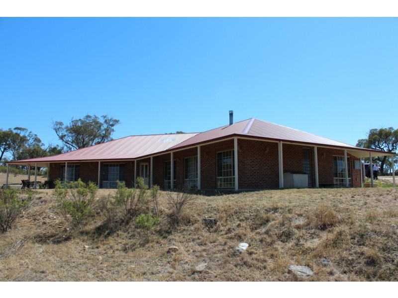 173 Peregrine Road, Bathurst NSW 2795