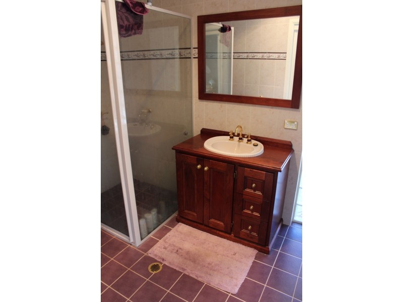173 Peregrine Road, Bathurst NSW 2795