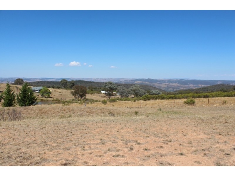 173 Peregrine Road, Bathurst NSW 2795