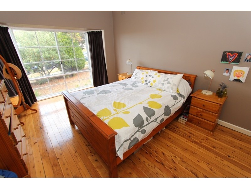 91 Mitre Street, Bathurst NSW 2795