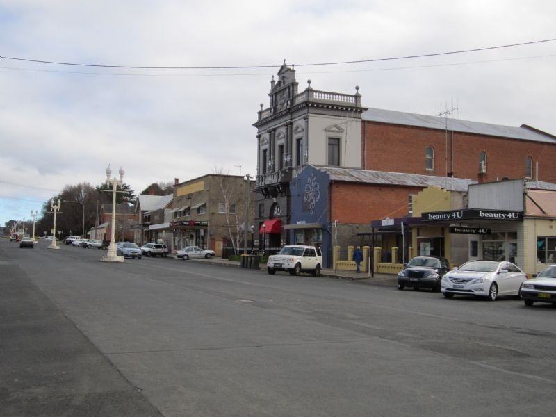 87  Keppel Street, Bathurst NSW 2795