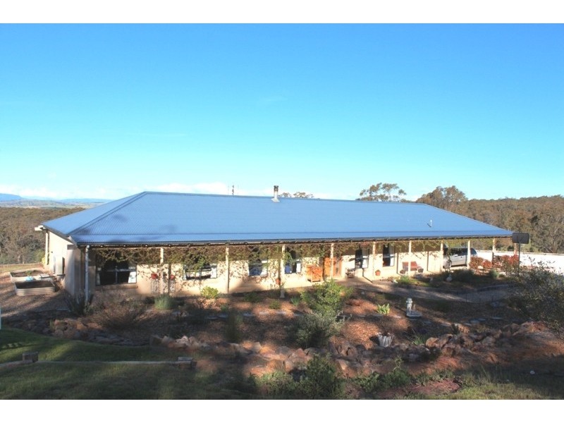 210 James White Drive, Bathurst NSW 2795
