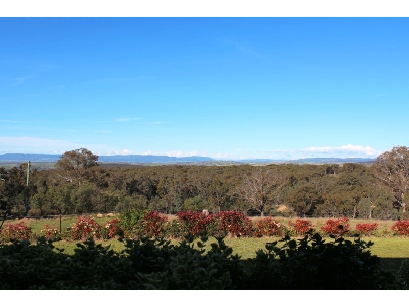 210 James White Drive, Bathurst NSW 2795