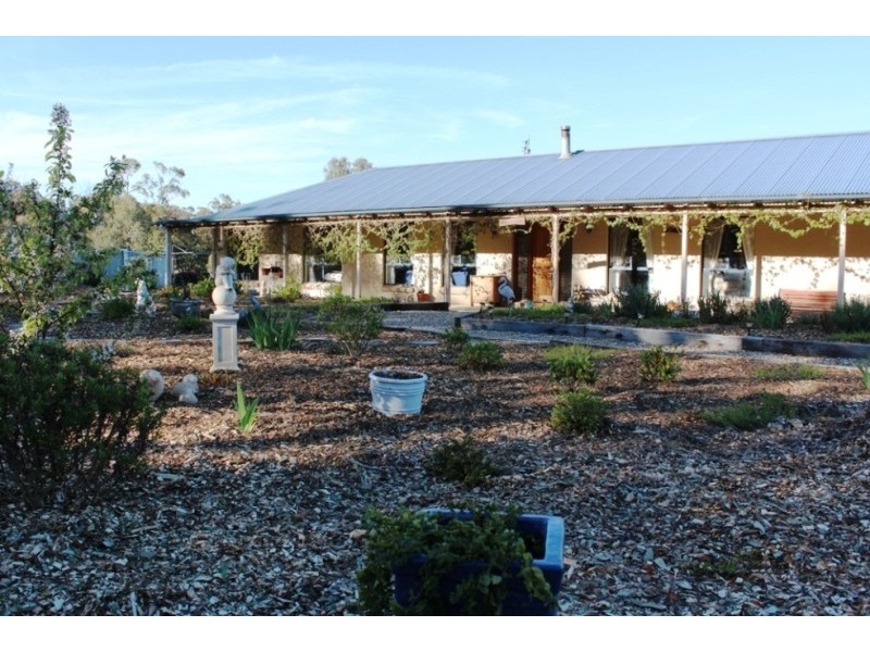 210 James White Drive, Bathurst NSW 2795