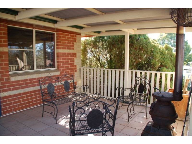 262 Peel Street, Bathurst NSW 2795