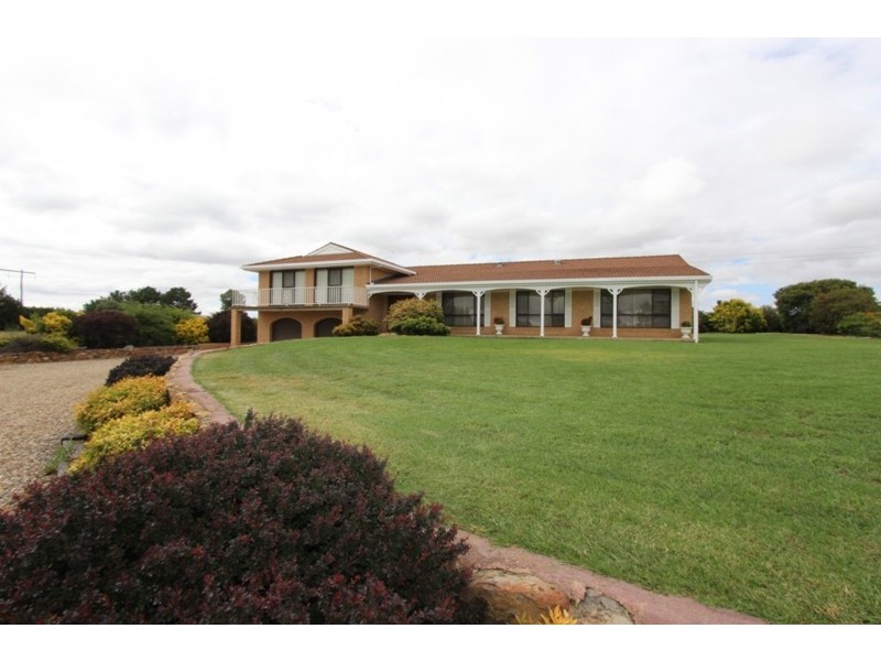 34 Woodside Drive, Mount Rankin NSW 2795