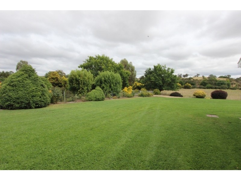 34 Woodside Drive, Mount Rankin NSW 2795