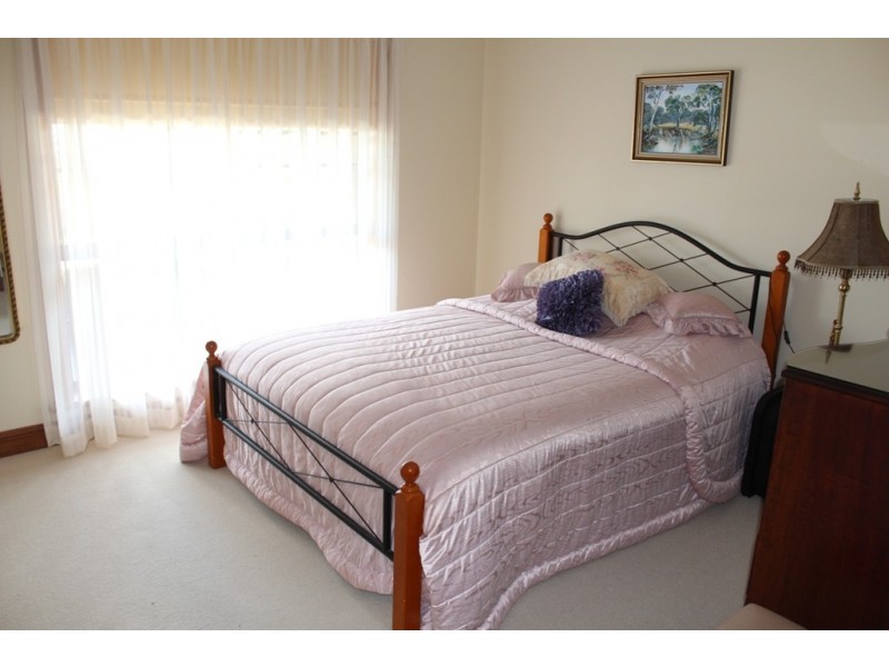 4a Delaware Crescent, Robin Hill NSW 2795