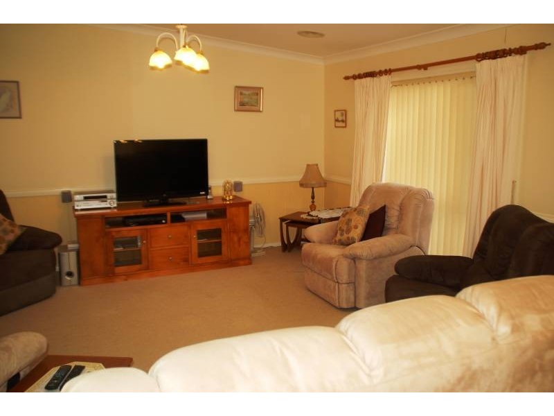32 Stewart Street, Bathurst NSW 2795