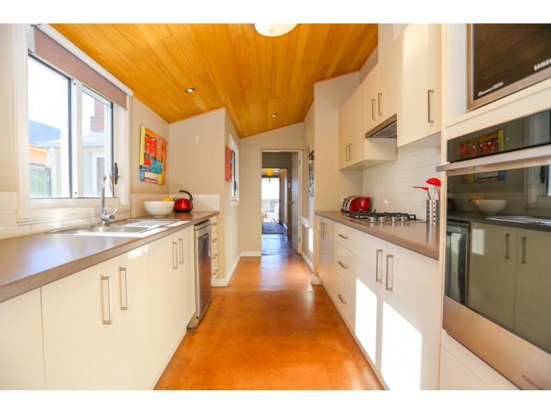 324 Howick Street, Bathurst NSW 2795
