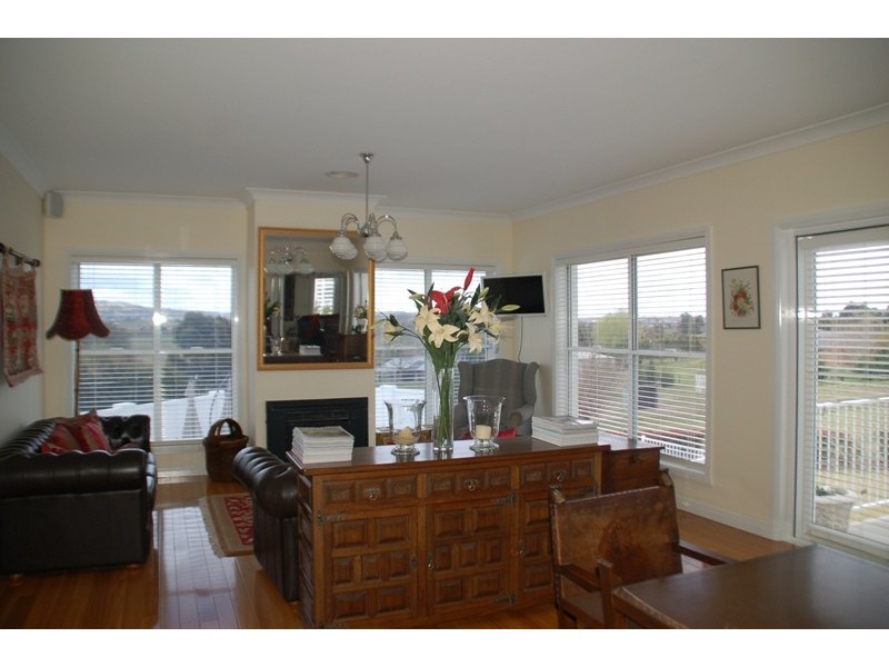 87 Blue Ridge Drive, Bathurst NSW 2795
