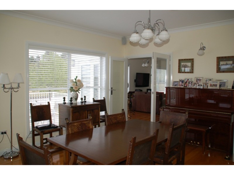87 Blue Ridge Drive, Bathurst NSW 2795