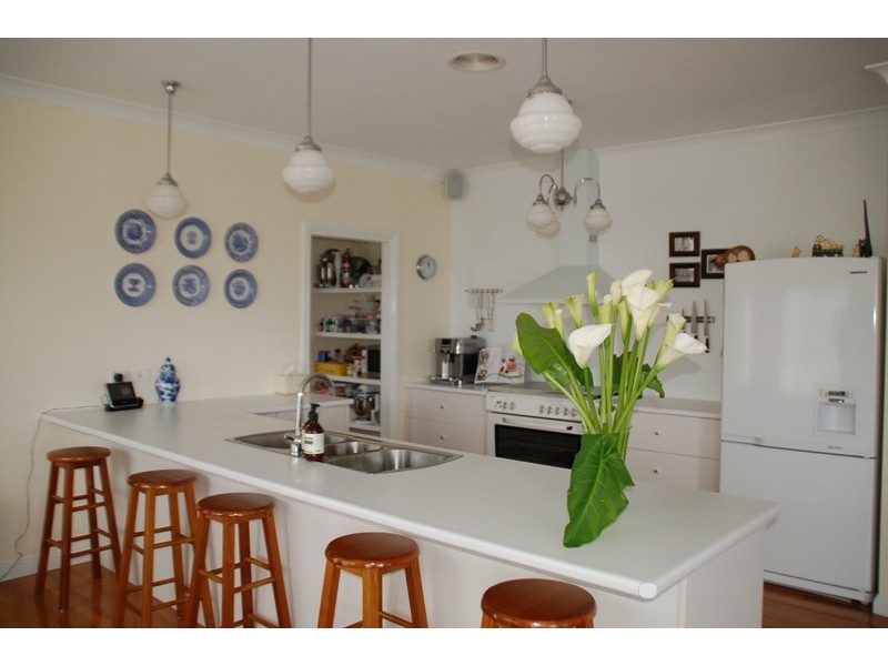 87 Blue Ridge Drive, Bathurst NSW 2795